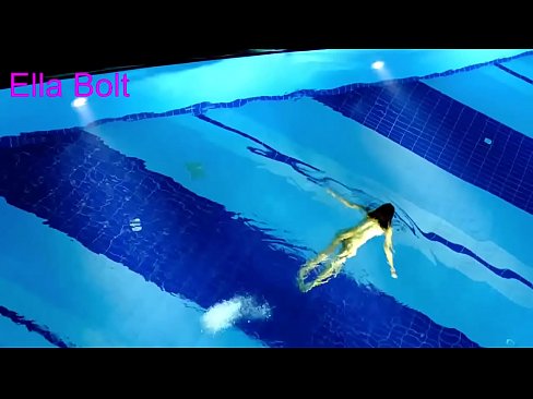 ❤️ Saya tidak boleh berhenti menonton, berambut perang muda ditangkap berenang bogel di kolam peranginan ELLA BOLT ❤️ Lucah fb di lucah ms.pornsos-com.ru ❤