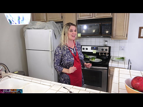❤️ Ibu tiri memerah susunya di dapur sebelum tarikhnya ❤️ Lucah fb di lucah ms.pornsos-com.ru ❤